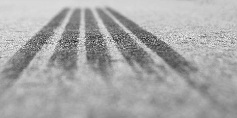 A-Comprehensive-Guide-on-Removing-Tyre-Marks-Safely-Featured-Image