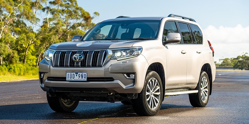 AWD-vs-4WD-Cars-Key-Differences-Explained-Featured-Image