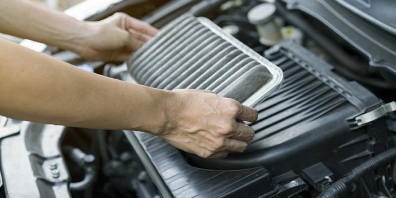Dos-and-Donts-for-Your-Cars-Air-Filter-Maintenance-Featured Dos-and-Donts-for-Your-Cars-Air-Filter-Maintenance-Featured