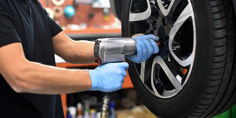 How-to-Properly-Rotate-Your-Tires-Featured How-to-Properly-Rotate-Your-Tires-Featured