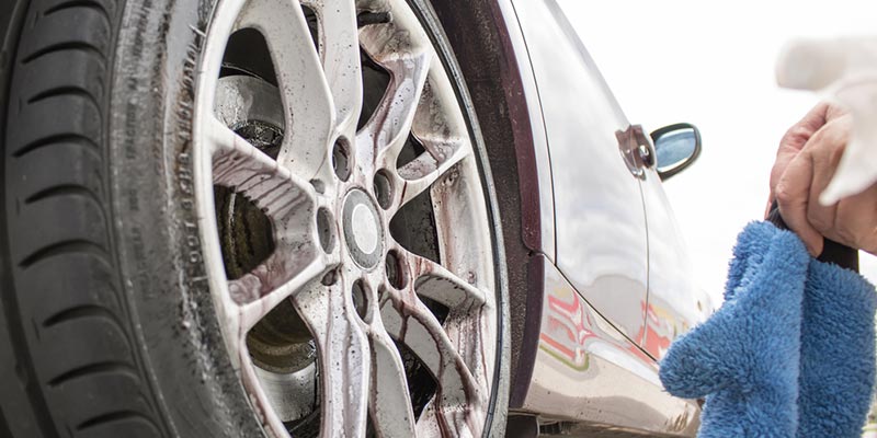 How-to-Remove-Brake-Dust-From-Car-Rims-Featured-Image