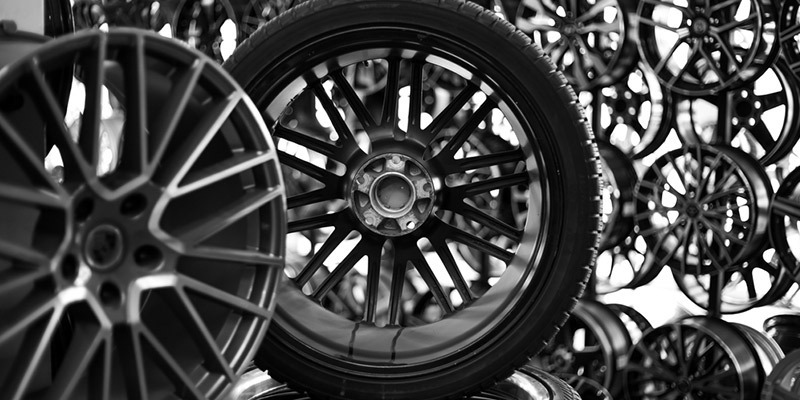 The-Pros-and-Cons-of-Alloy-Rims-Featured