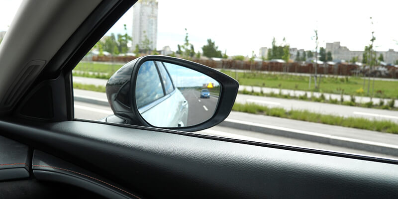What-is-Blind-Spot-and-How-can-you-Avoid-it-Featured-Image