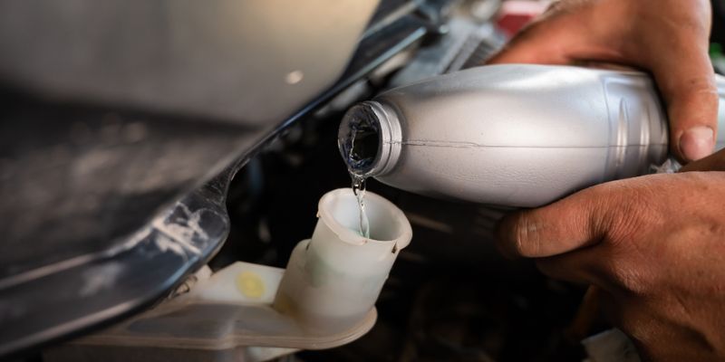 How Summer Affects Your Brake Fluid & How Can you Protect It Featured Image How Summer Affects Your Brake Fluid & How Can you Protect It Featured Image