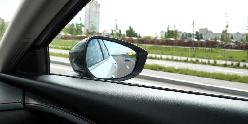 What is Blind Spot and How can you Avoid it Featured Image